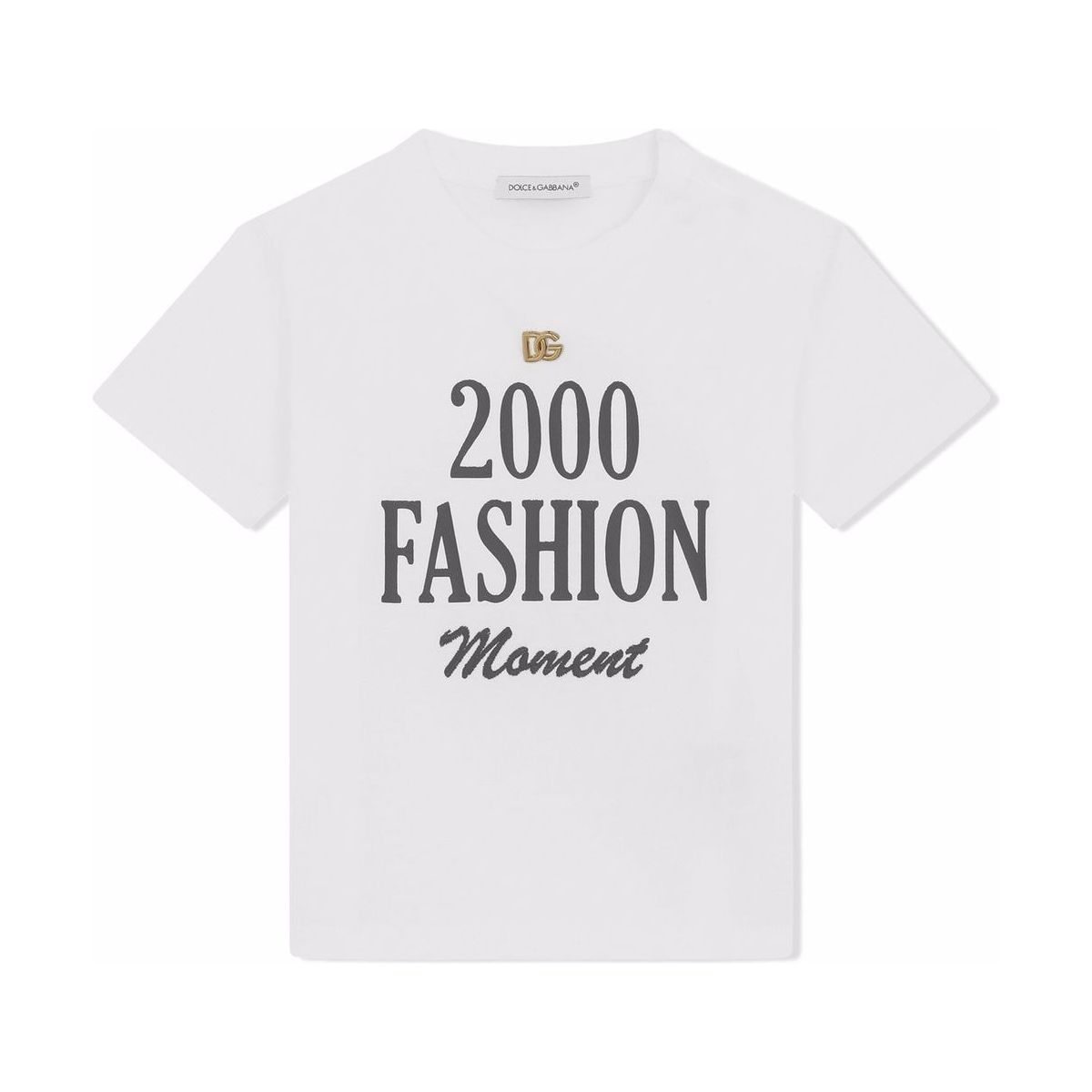 t-shirt in white in white