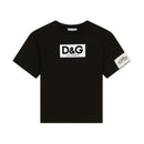 t-shirt in black in black