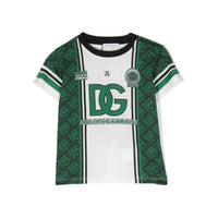 t-shirt in green in green