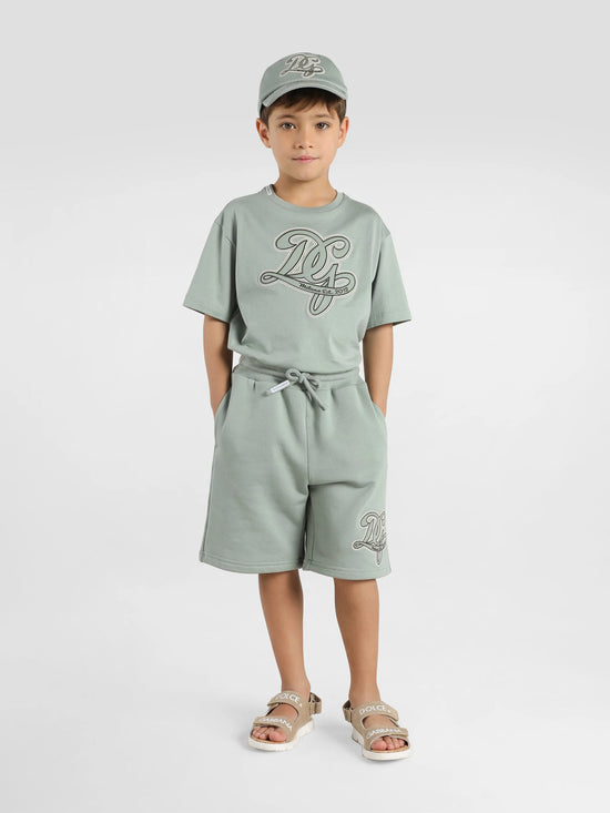 T-SHIRT IN SAGE GREEN