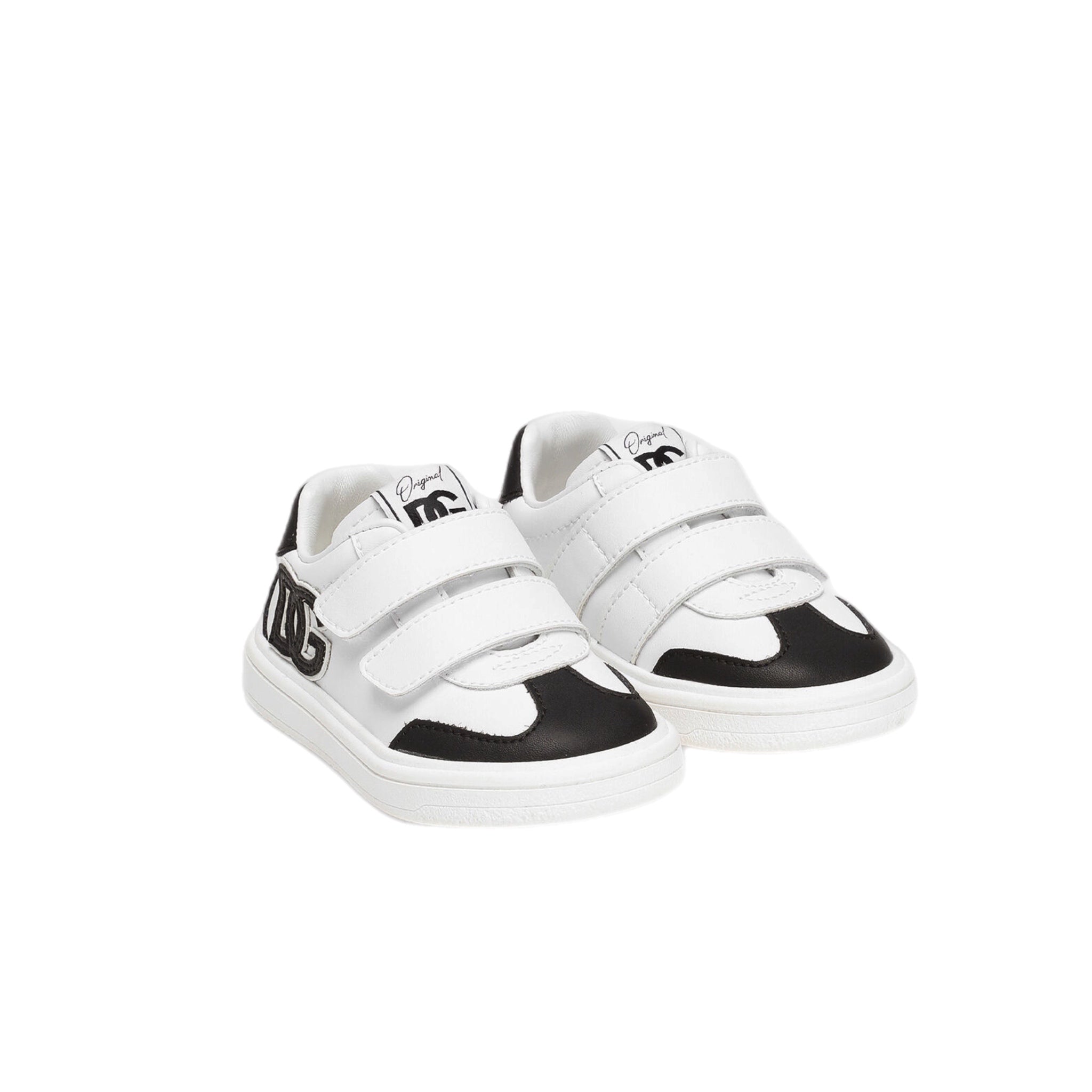 FIRST STEPS SNEAKERS IN WHITE WITH BLACK LOGO