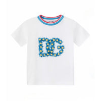 t-shirt in white in white