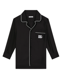 black shirt