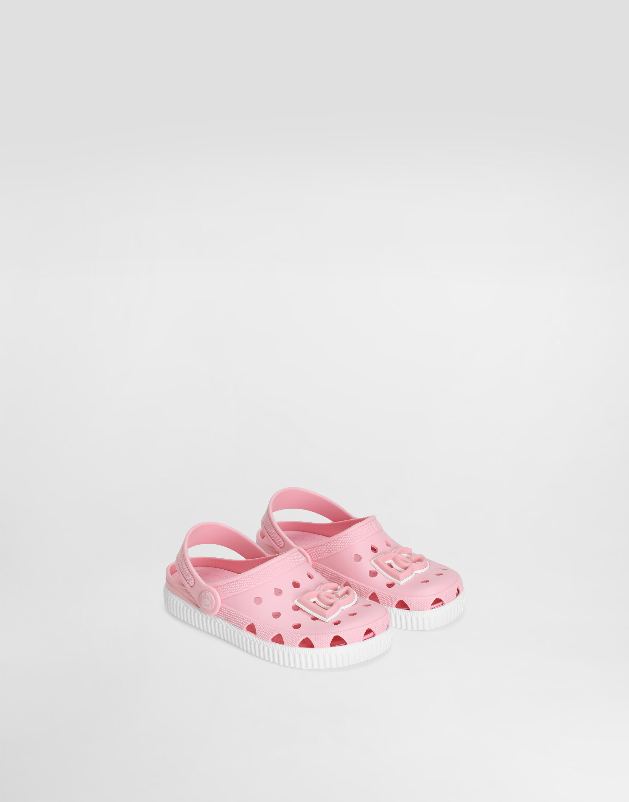 BEACHWEAR IN PINK