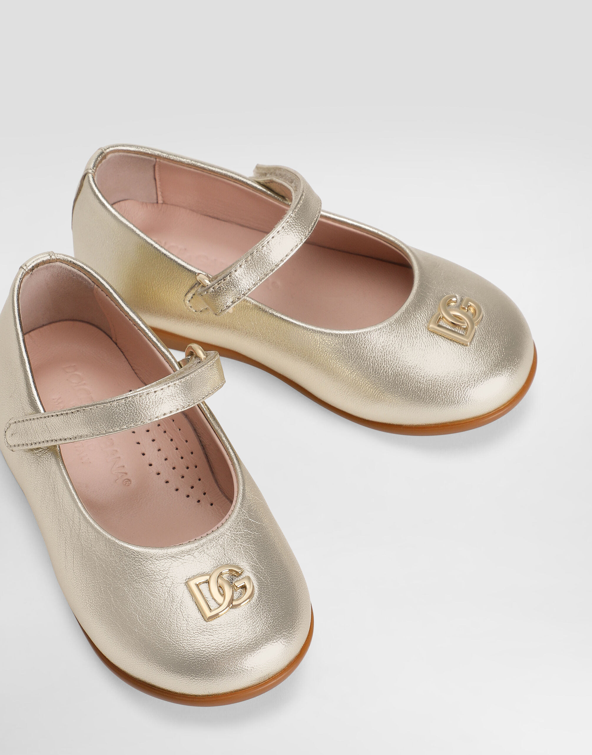BALLERINAS IN PLATINUM
