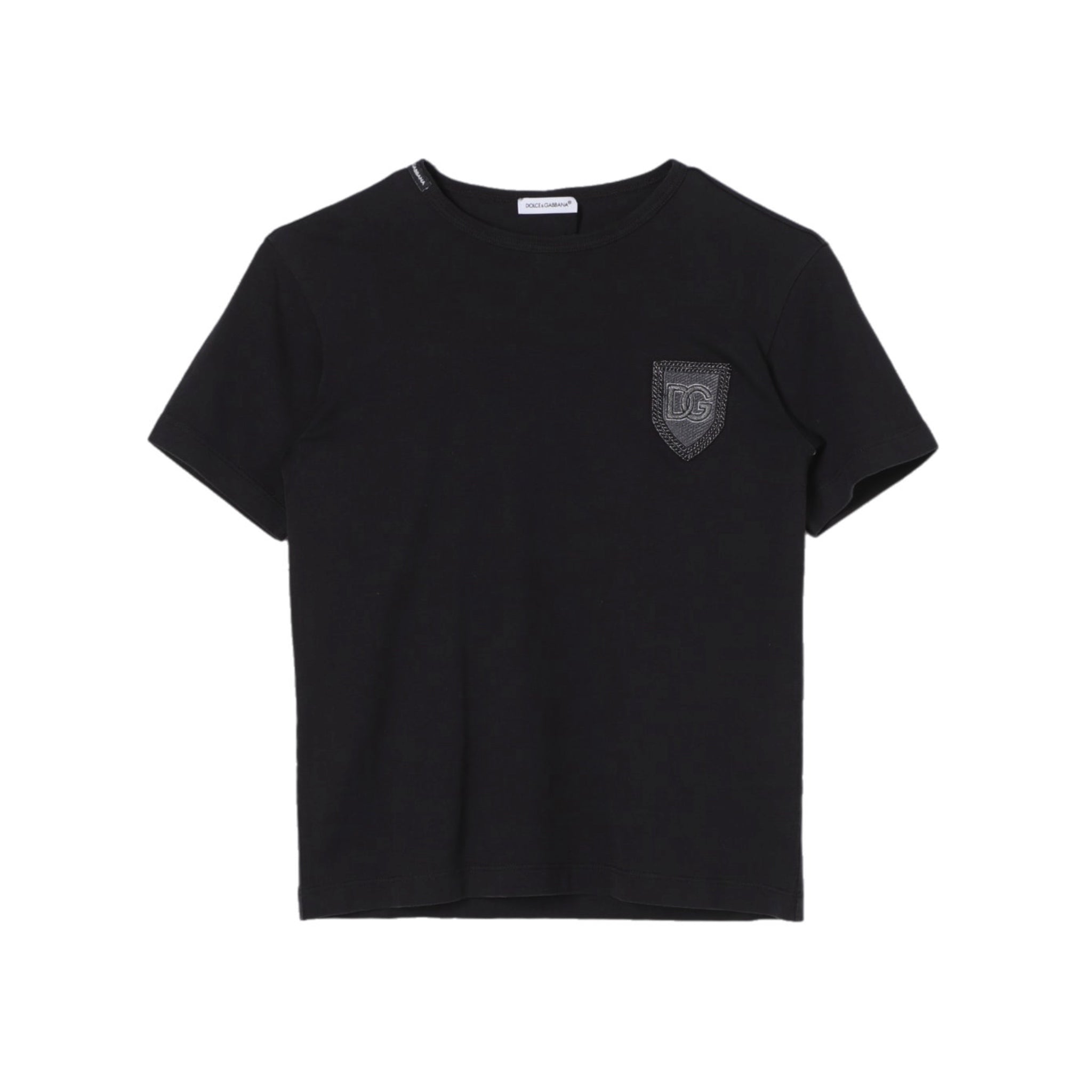 black t-shirt