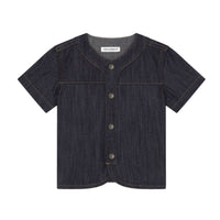 blue shirt