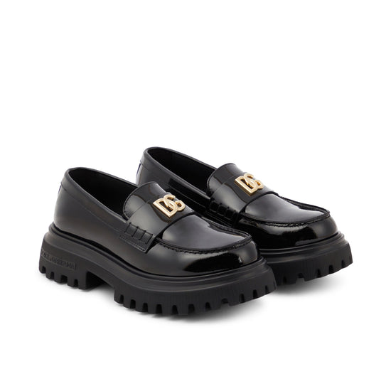 LOAFERS IN BLACK