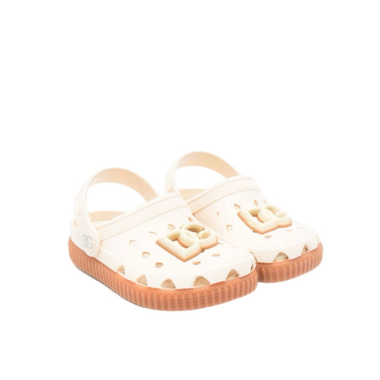 BEACHWEAR IN BEIGE