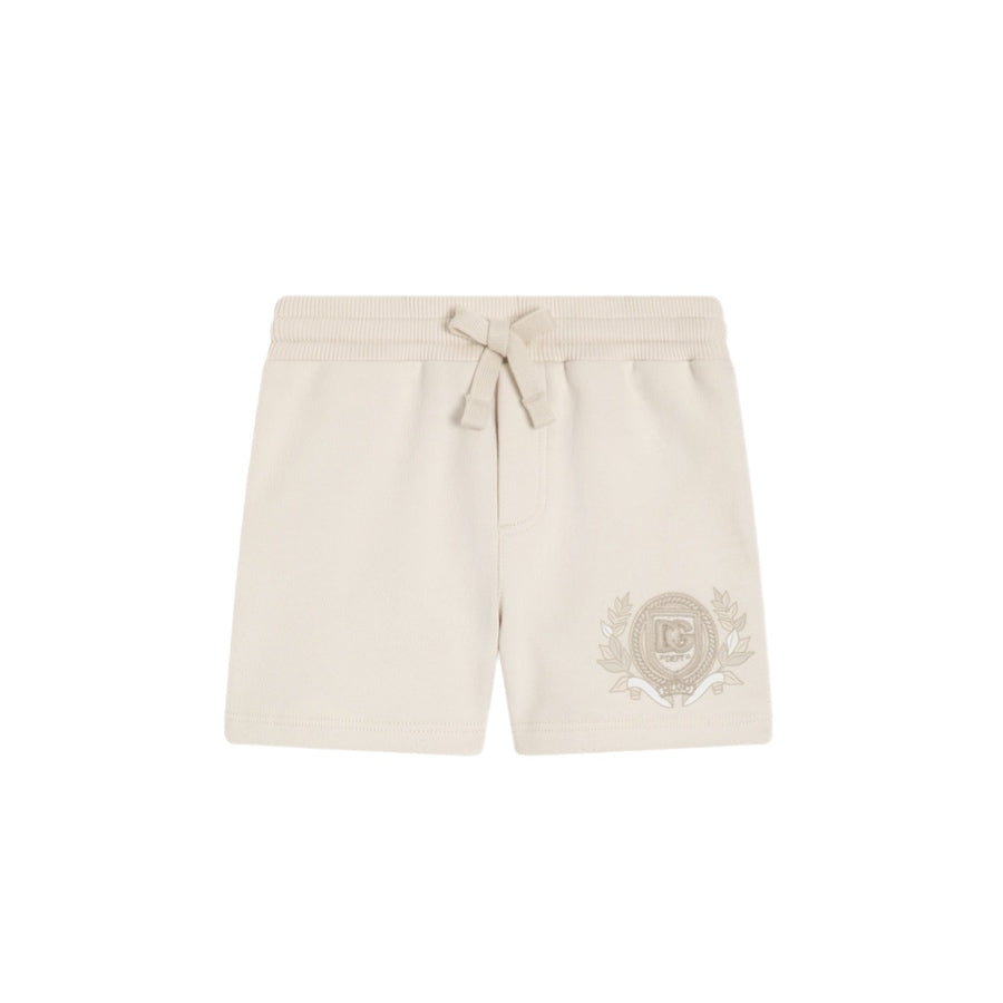 BERMUDAS IN WHITE