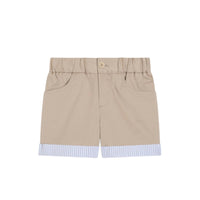 BERMUDAS IN BEIGE