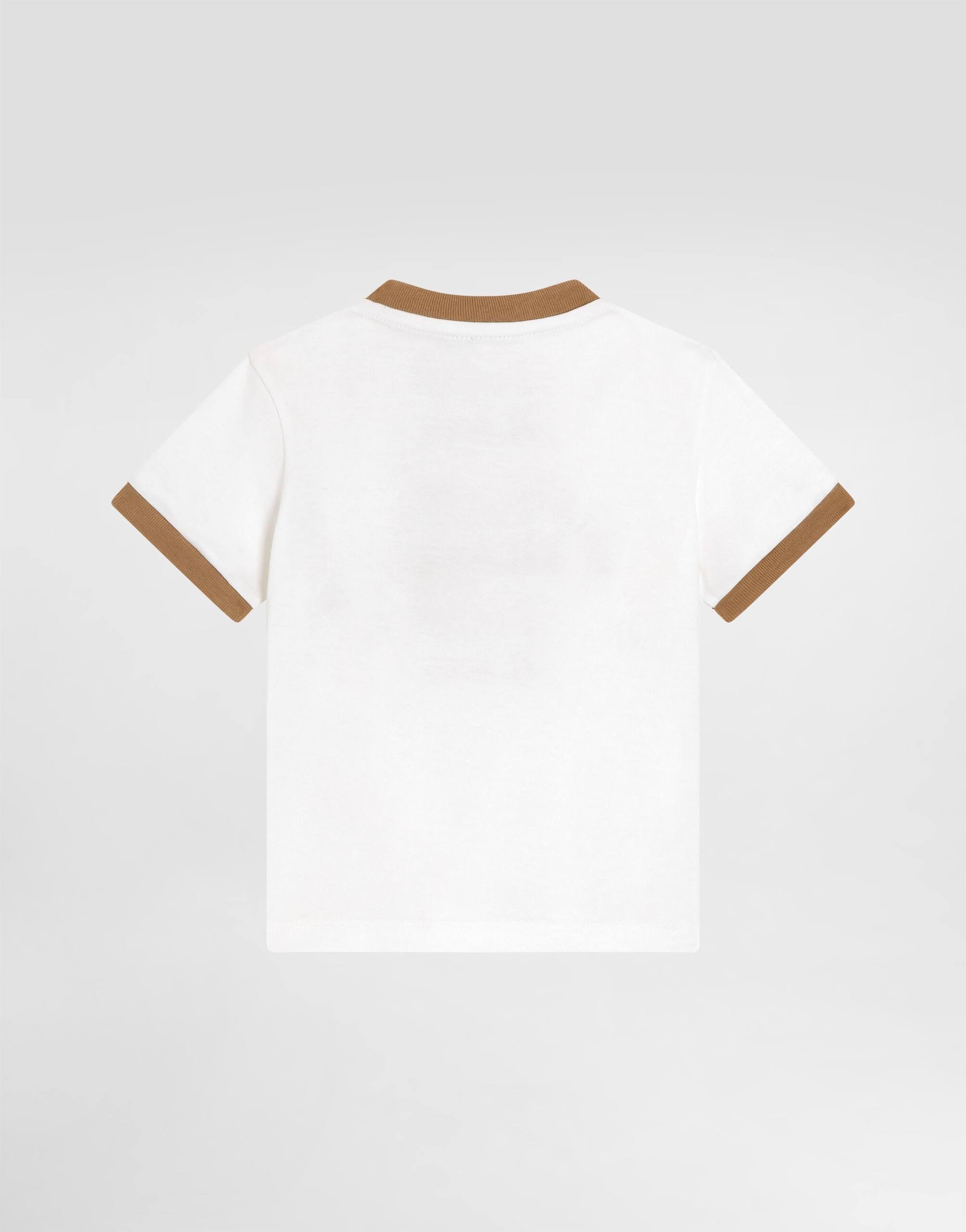 T-SHIRT IN WHITE