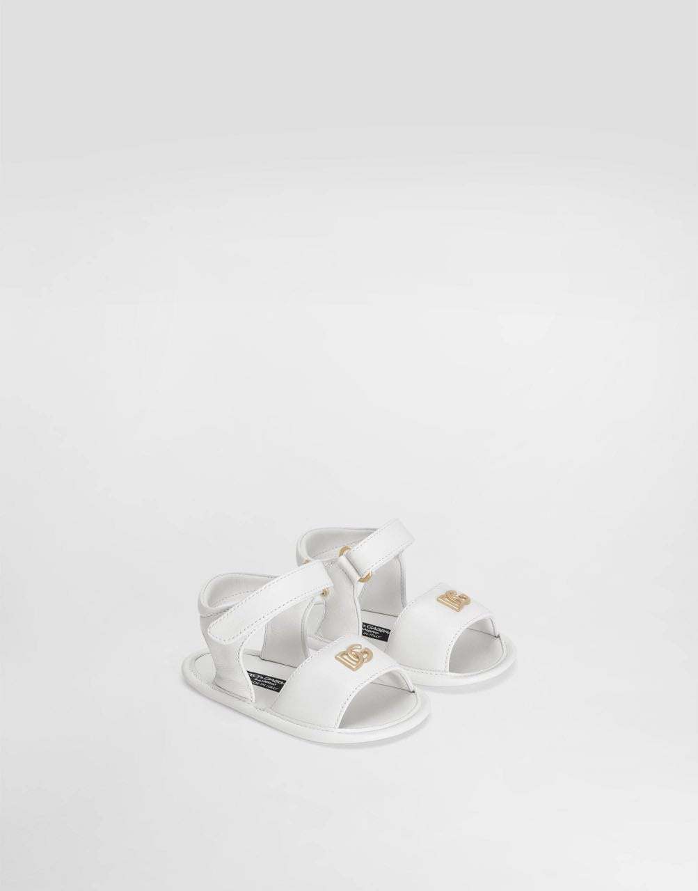 SANDALS IN WHITE