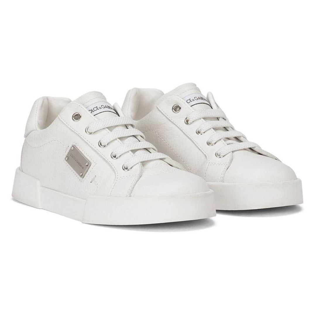 low lace white sneaker