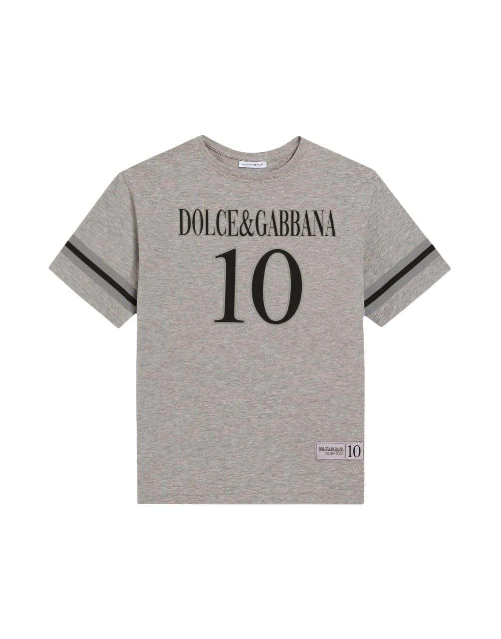 gray t-shirt