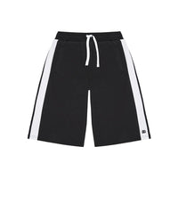 BERMUDAS IN BLACK