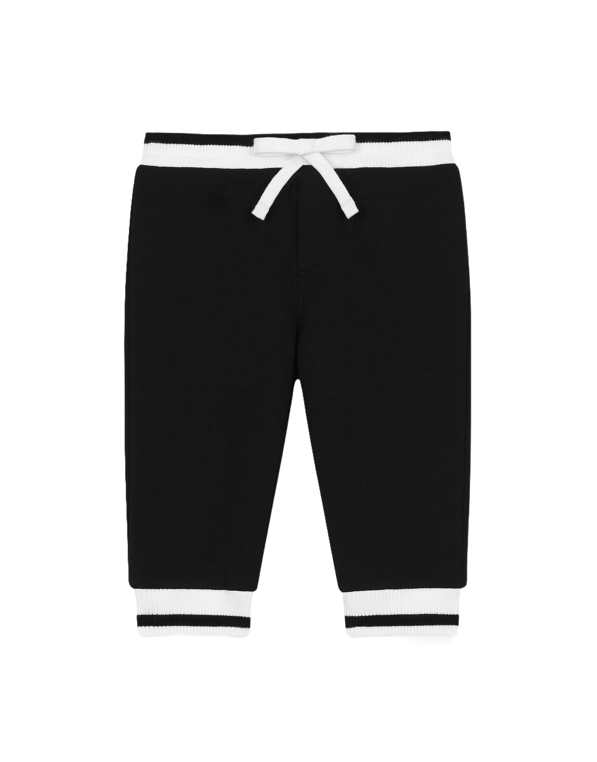 pants in black