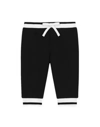 pants in black
